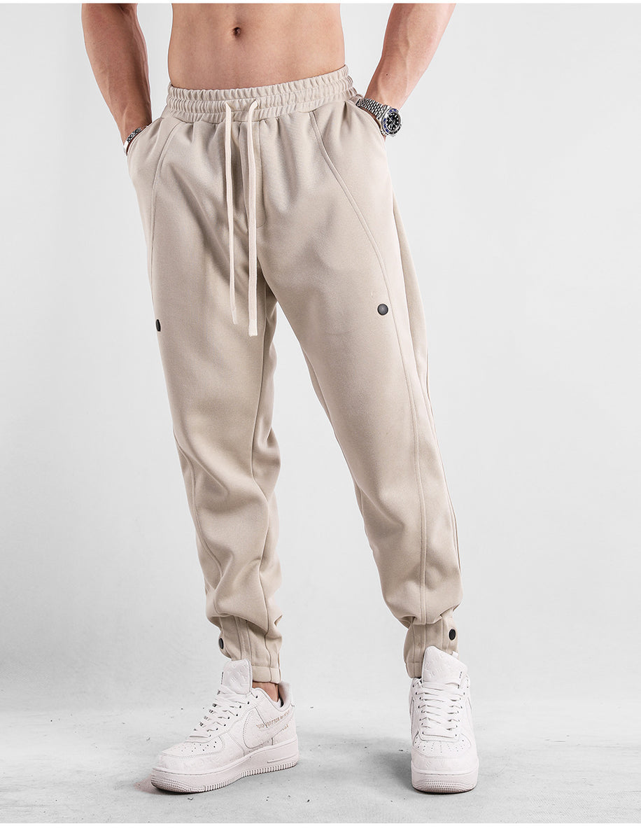 THE CASUAL TROUSERS